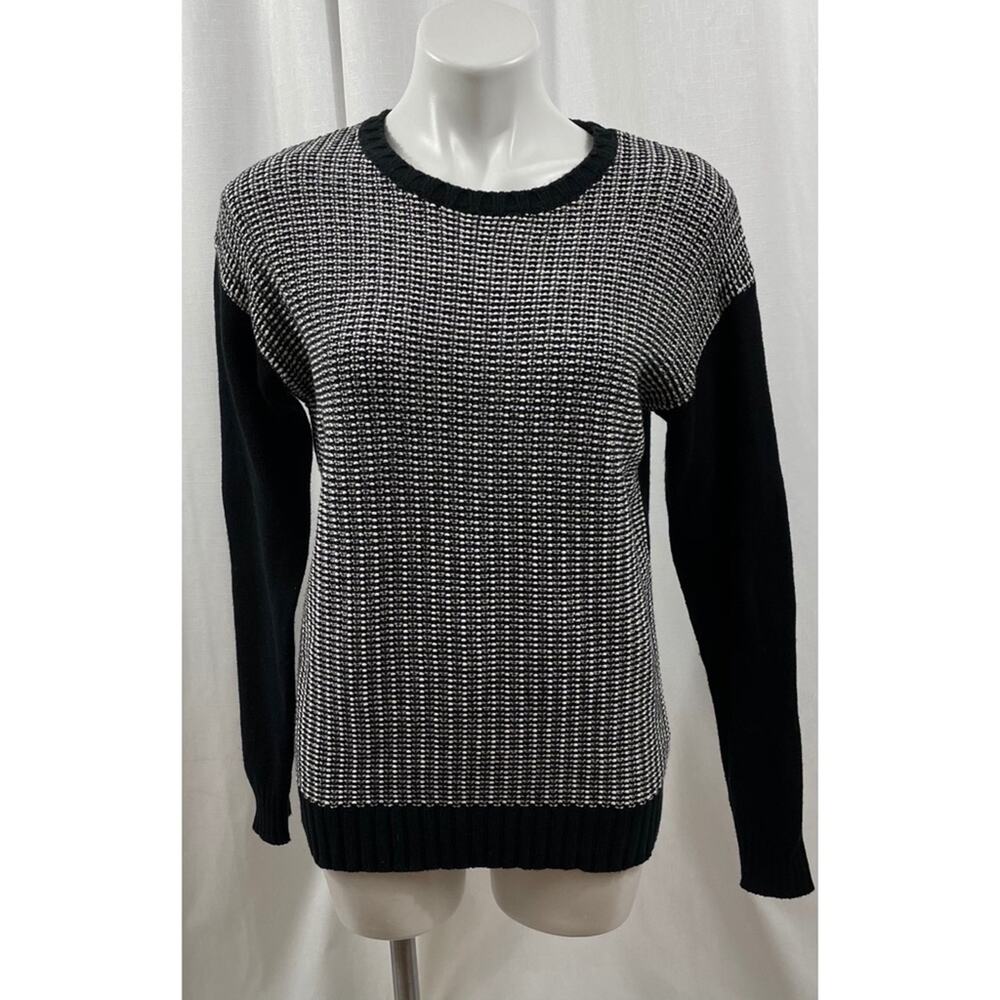Chaps Knit Sweater Black White Crew Neck Long Sleeve Color Block